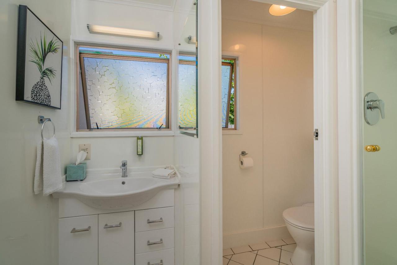 Oceans 88 Whitianga Coastal Suites Екстер'єр фото
