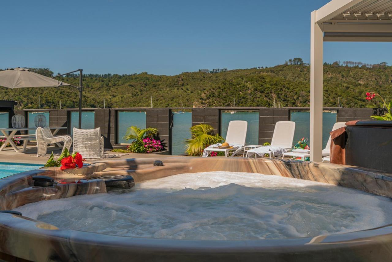 Oceans 88 Whitianga Coastal Suites Екстер'єр фото