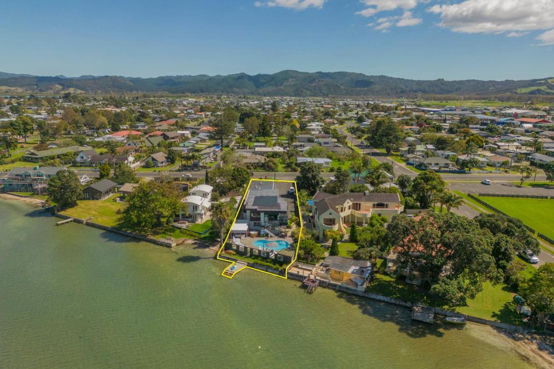 Oceans 88 Whitianga Coastal Suites Екстер'єр фото
