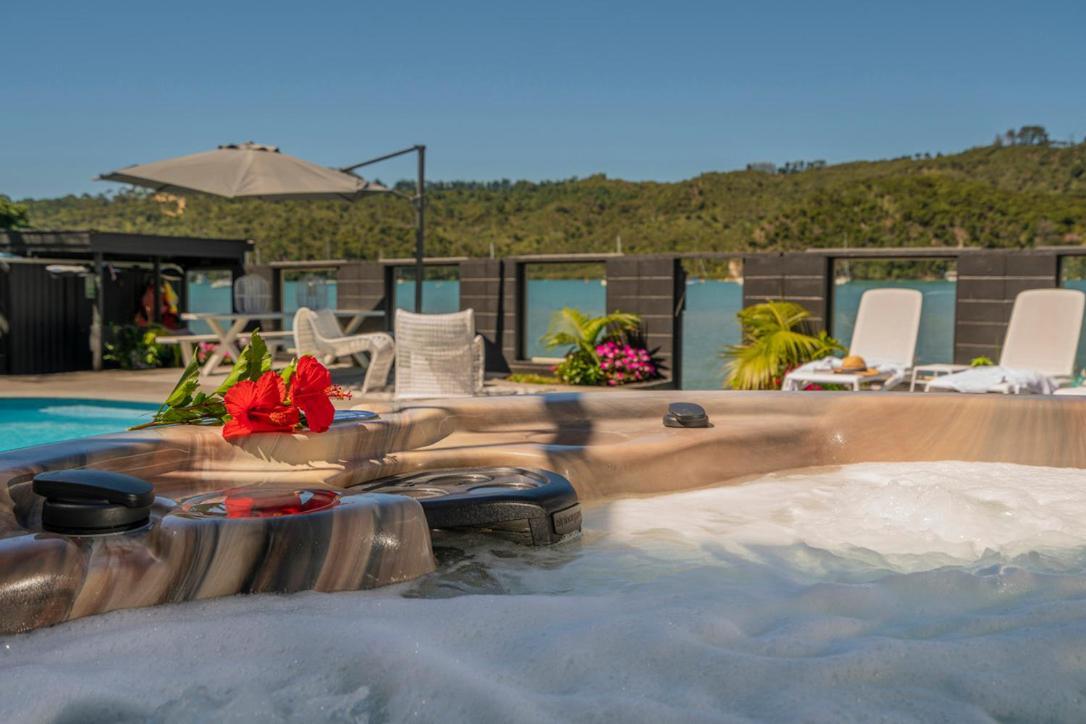 Oceans 88 Whitianga Coastal Suites Екстер'єр фото