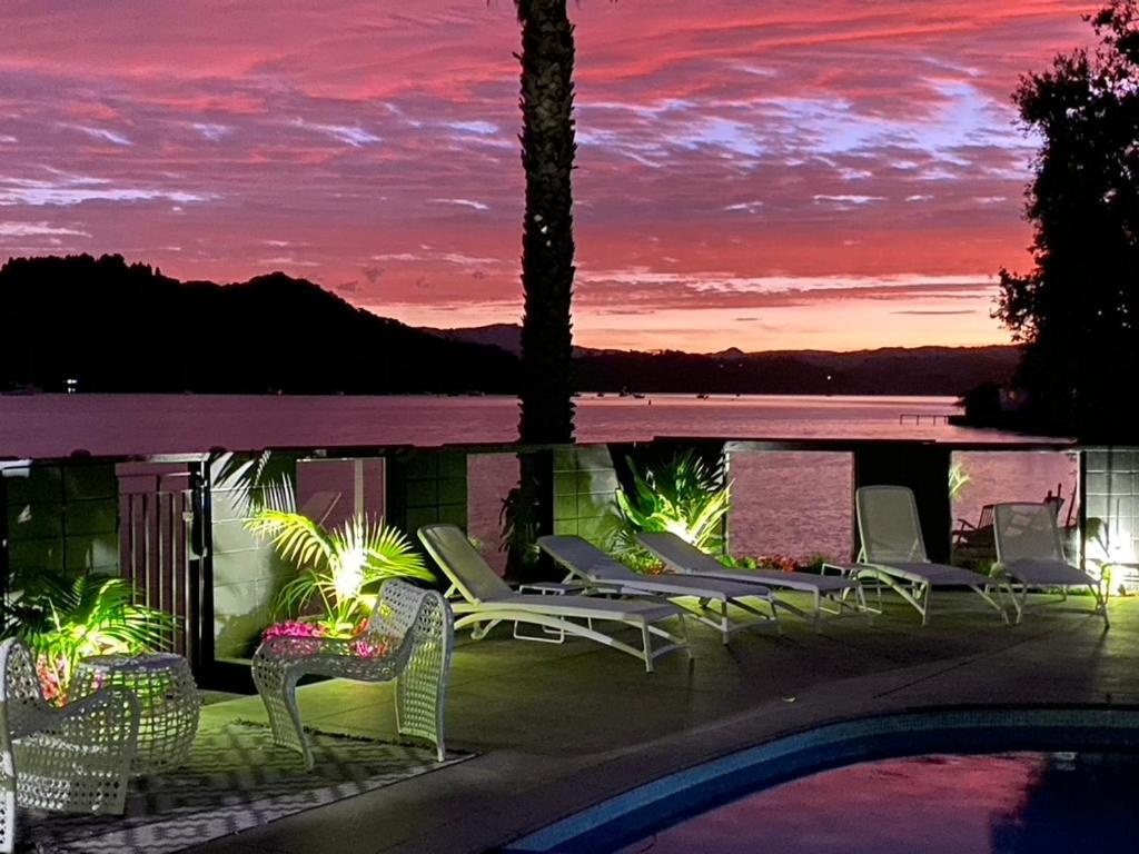Oceans 88 Whitianga Coastal Suites Екстер'єр фото