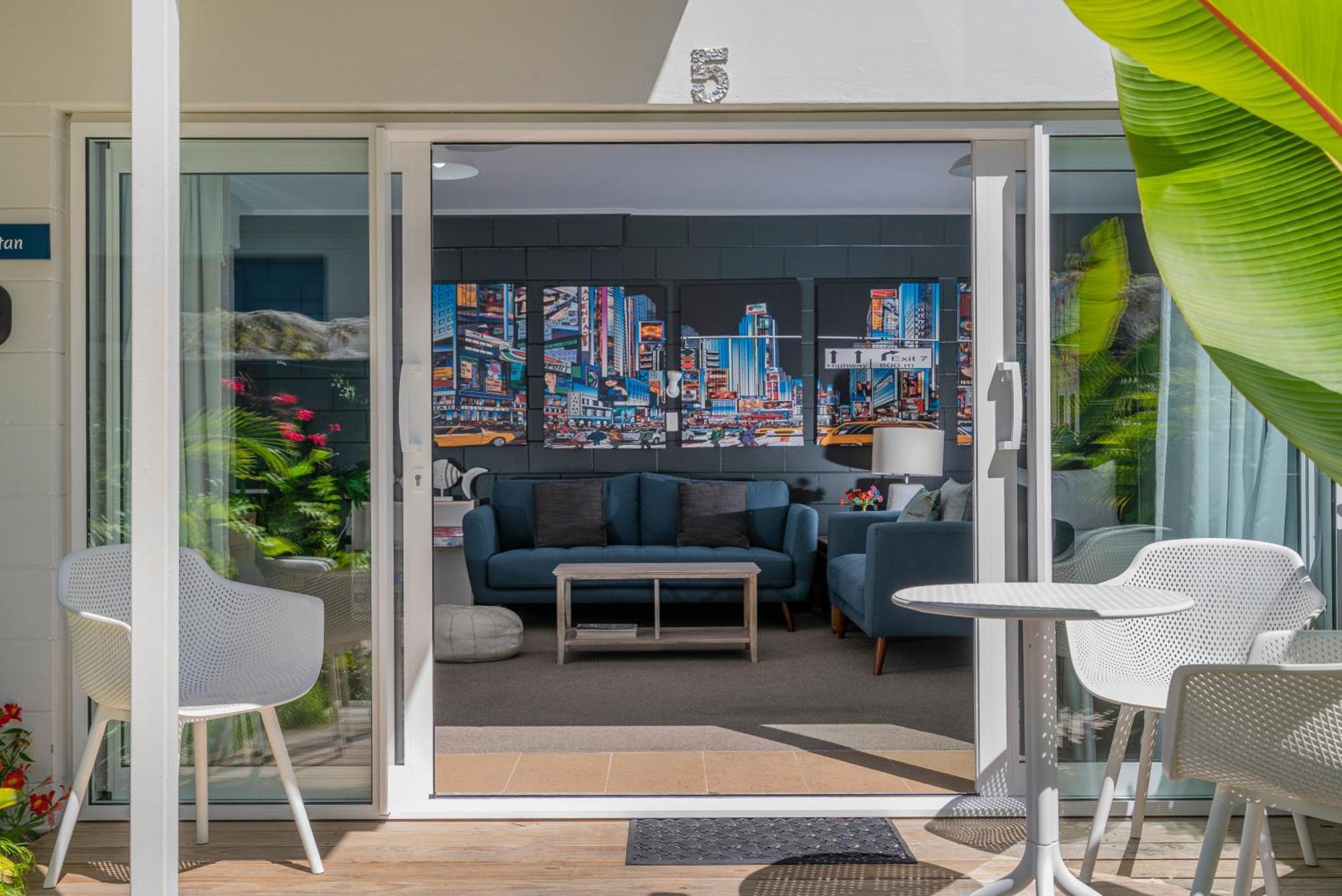 Oceans 88 Whitianga Coastal Suites Екстер'єр фото